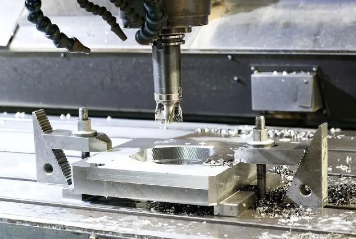 Aluminiumslegering er et metalmateriale, der almindeligvis anvendes til CNC-bearbejdning.